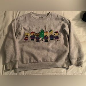 Youth snoopy (peanuts gang) light up Christmas sweatshirt. Size 10.